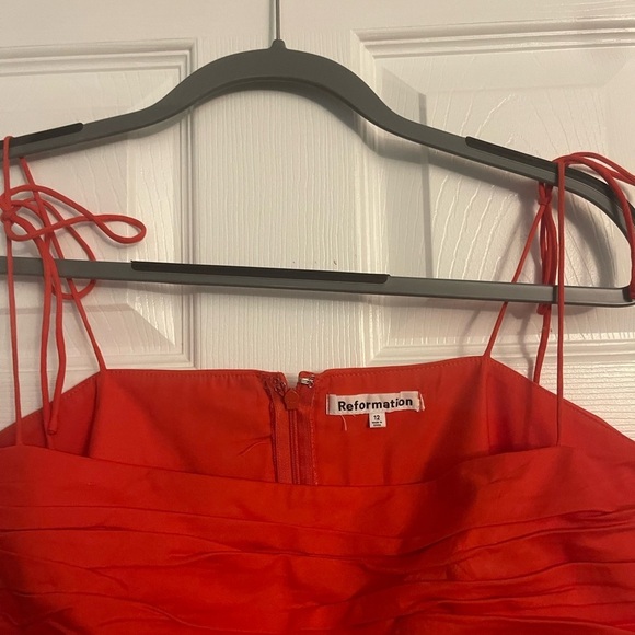 Red Spaghetti Strap Dress Reformation - Picture 2 of 3